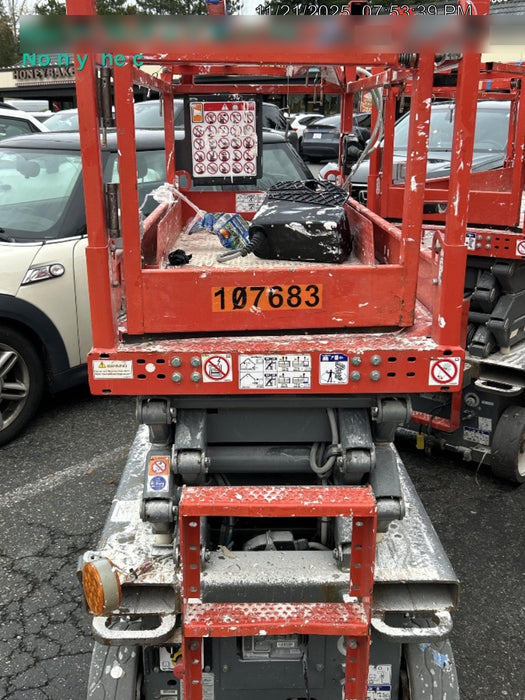 2020 Skyjack SJIII-3219 Solid NM Tires, Half height spring hinged entry gate, Dual Beacons, 800W Inverter