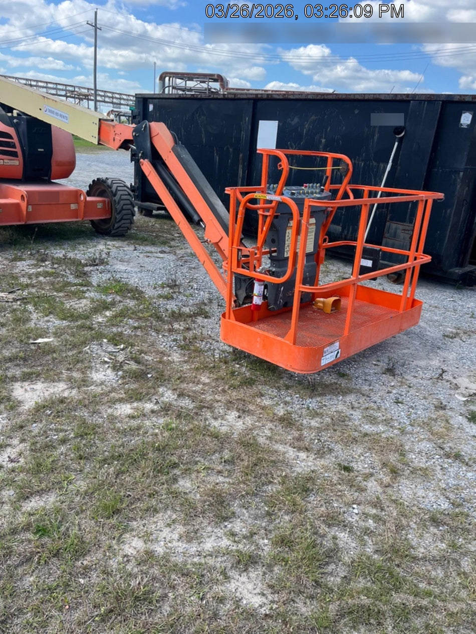 2019 JLG 600AJ