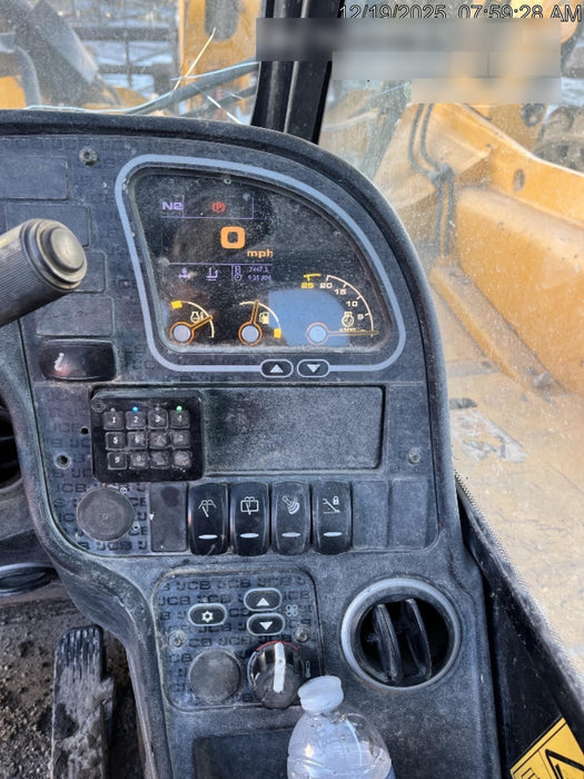 2019 JCB 510-56 74 HP w/CAB/HVAC, Beacon, Worklights, Aux Hydraulics, Solid Tires 72" Carriage/60" Forks