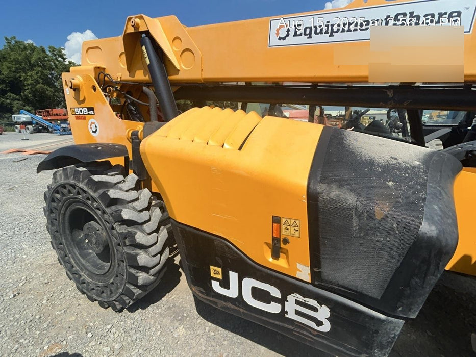 2020 JCB 509-42 Canopy, Solid Tires, Work Lights, Beacon, Aux Hydraulics, Back up Alarm, Lifting Eye, ES Decals