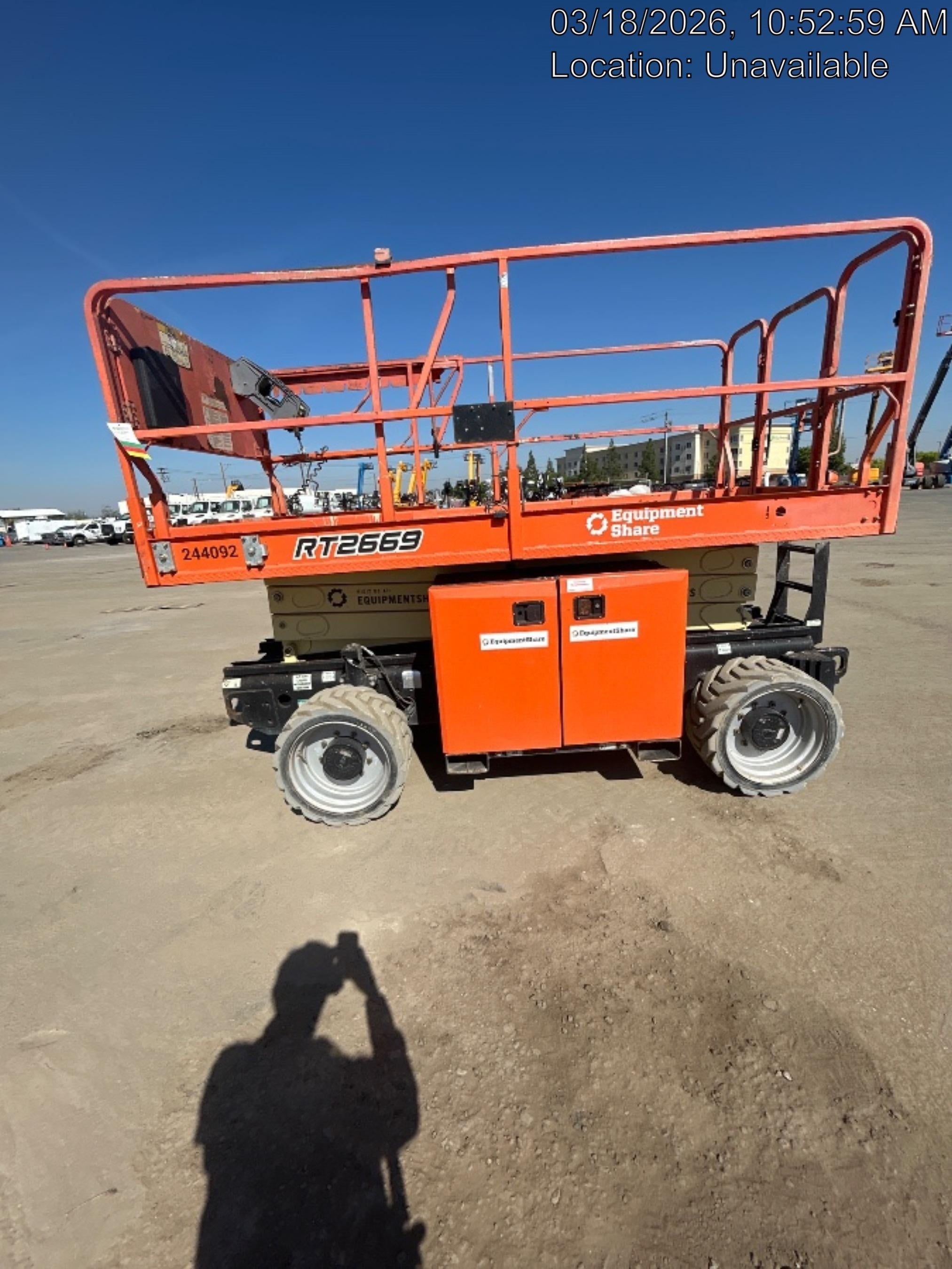 2022 JLG RT2669