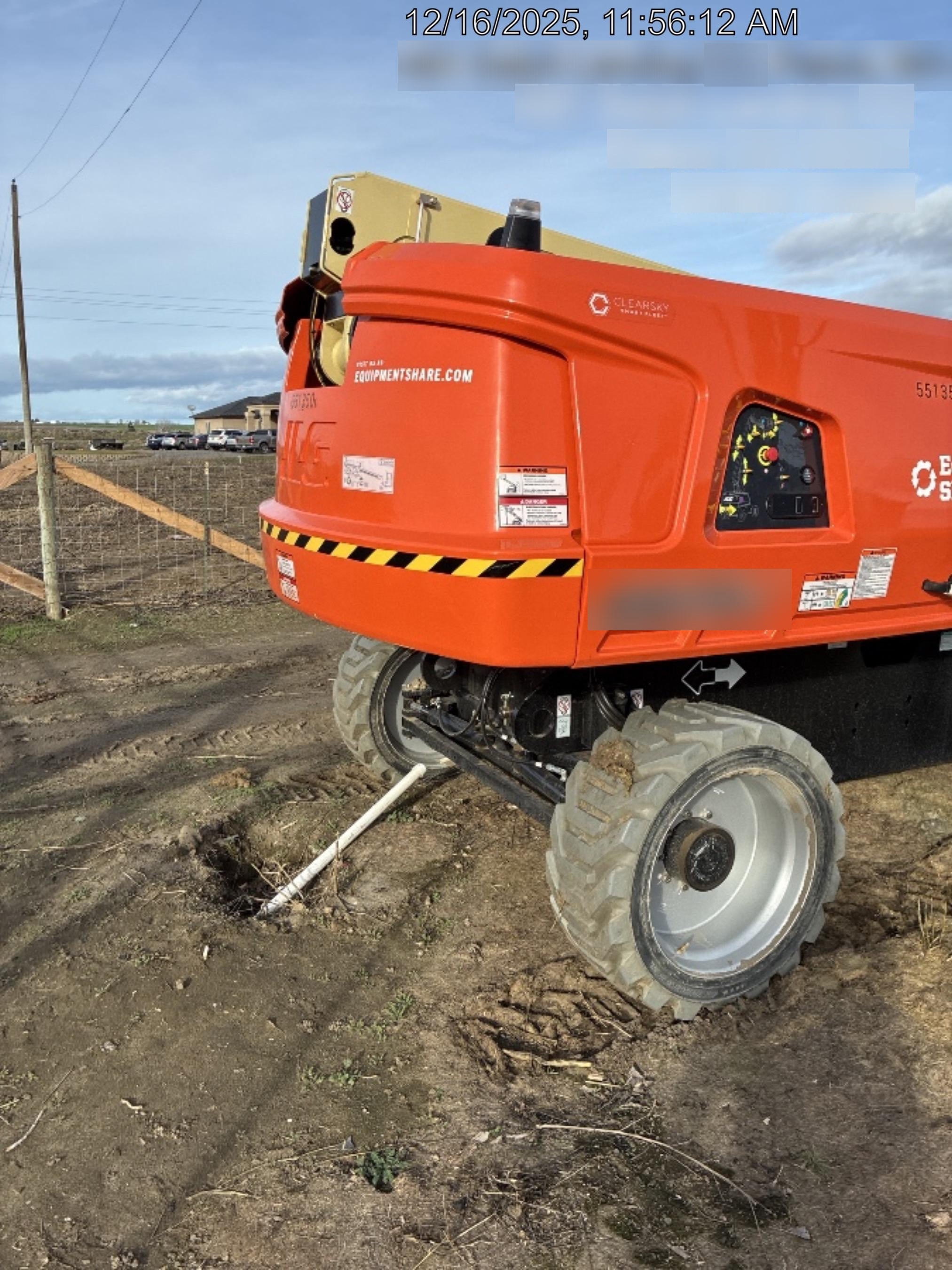 2025 JLG 660SJ