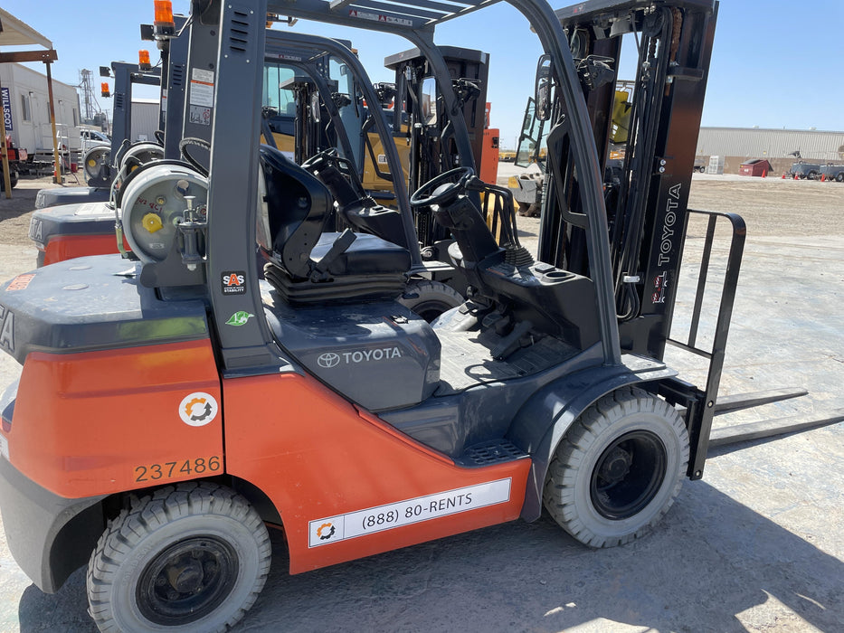 2022 TOYOTA 50-8FGU25