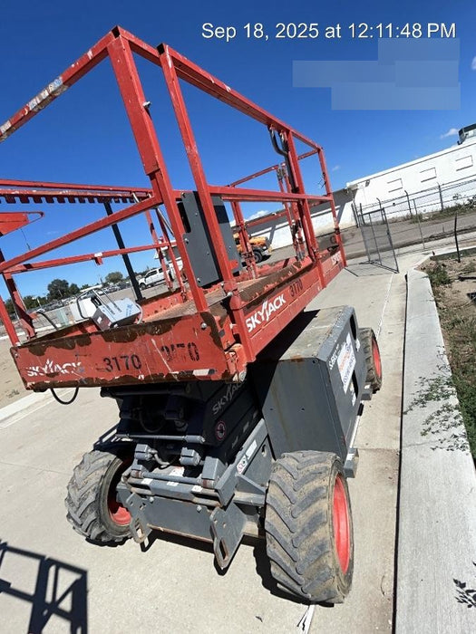 2017 SKYJACK SJ6832 RT