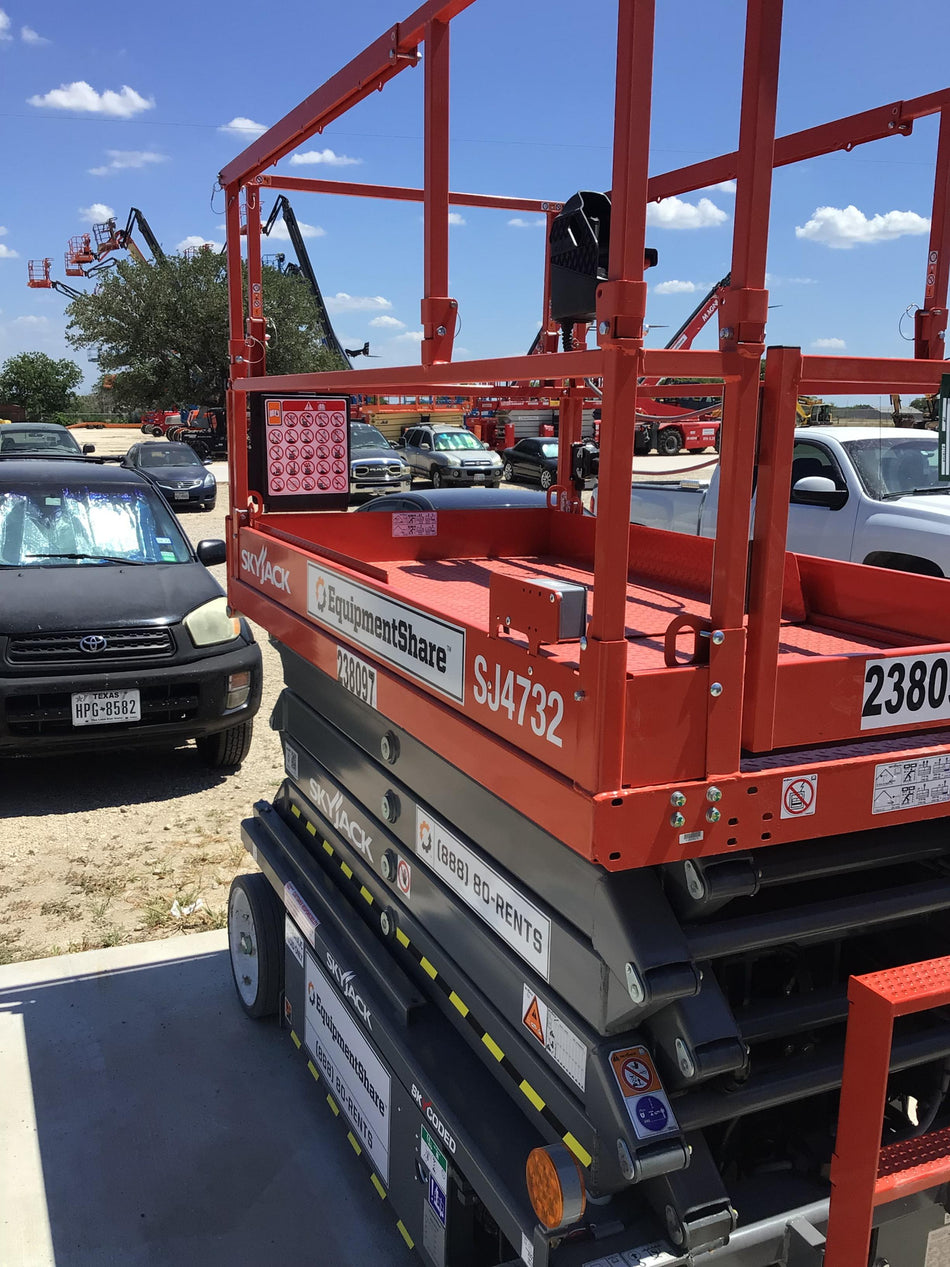 2022 SKYJACK SJ4732