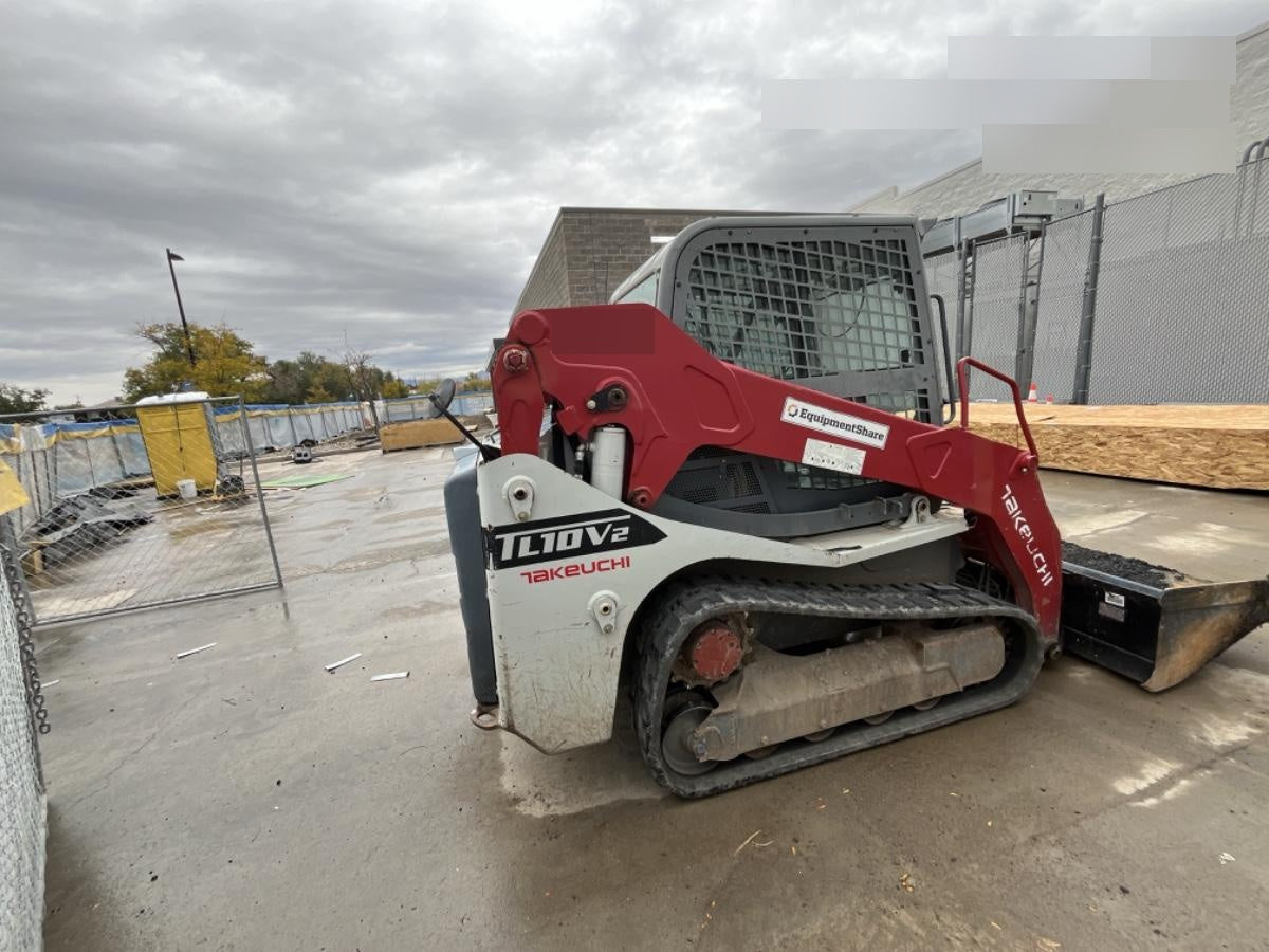 2019 TAKEUCHI TL10V2-CR