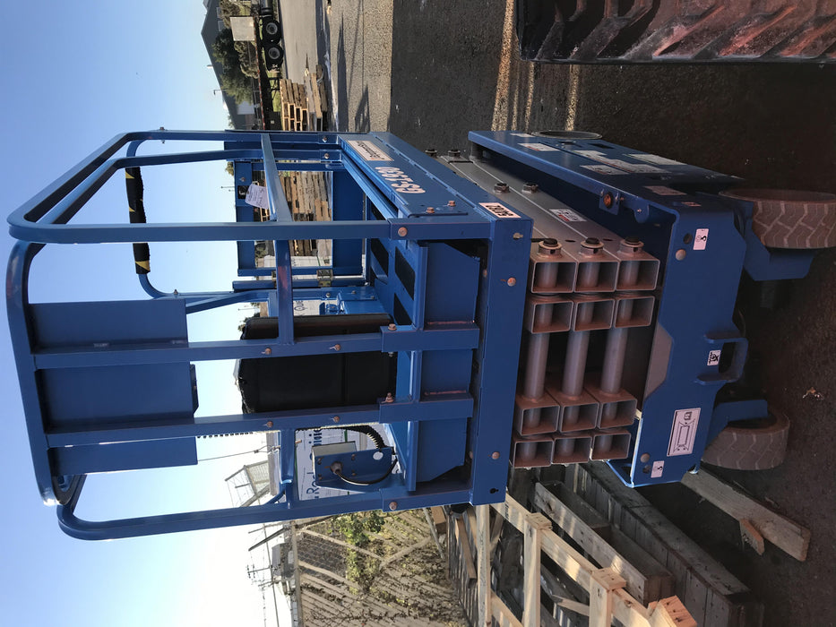 2019 Genie GS-1930 Half Height Swing Gate, 800W Inverter