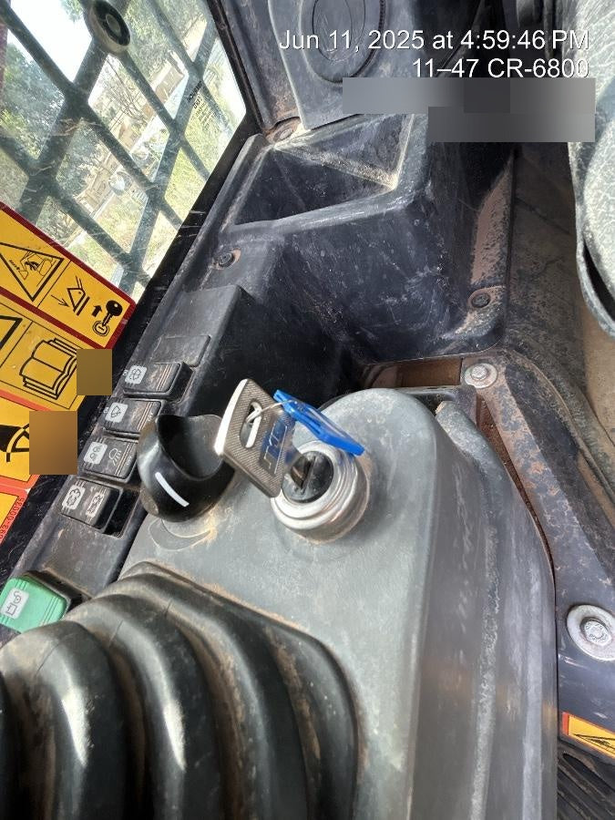 2022 TAKEUCHI TL8R2-CR