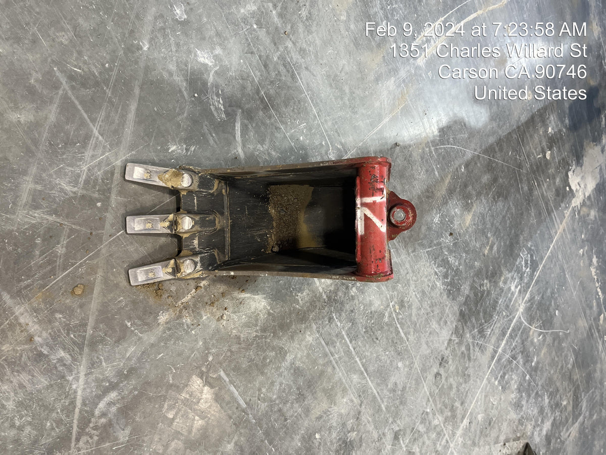 2023 SOLESBEE 12" Bucket - Solesbee