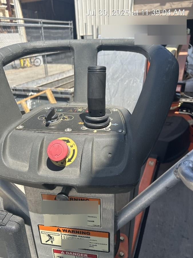 2022 JLG T500J