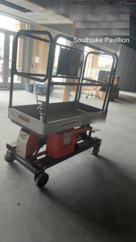 2021 JLG 1030P