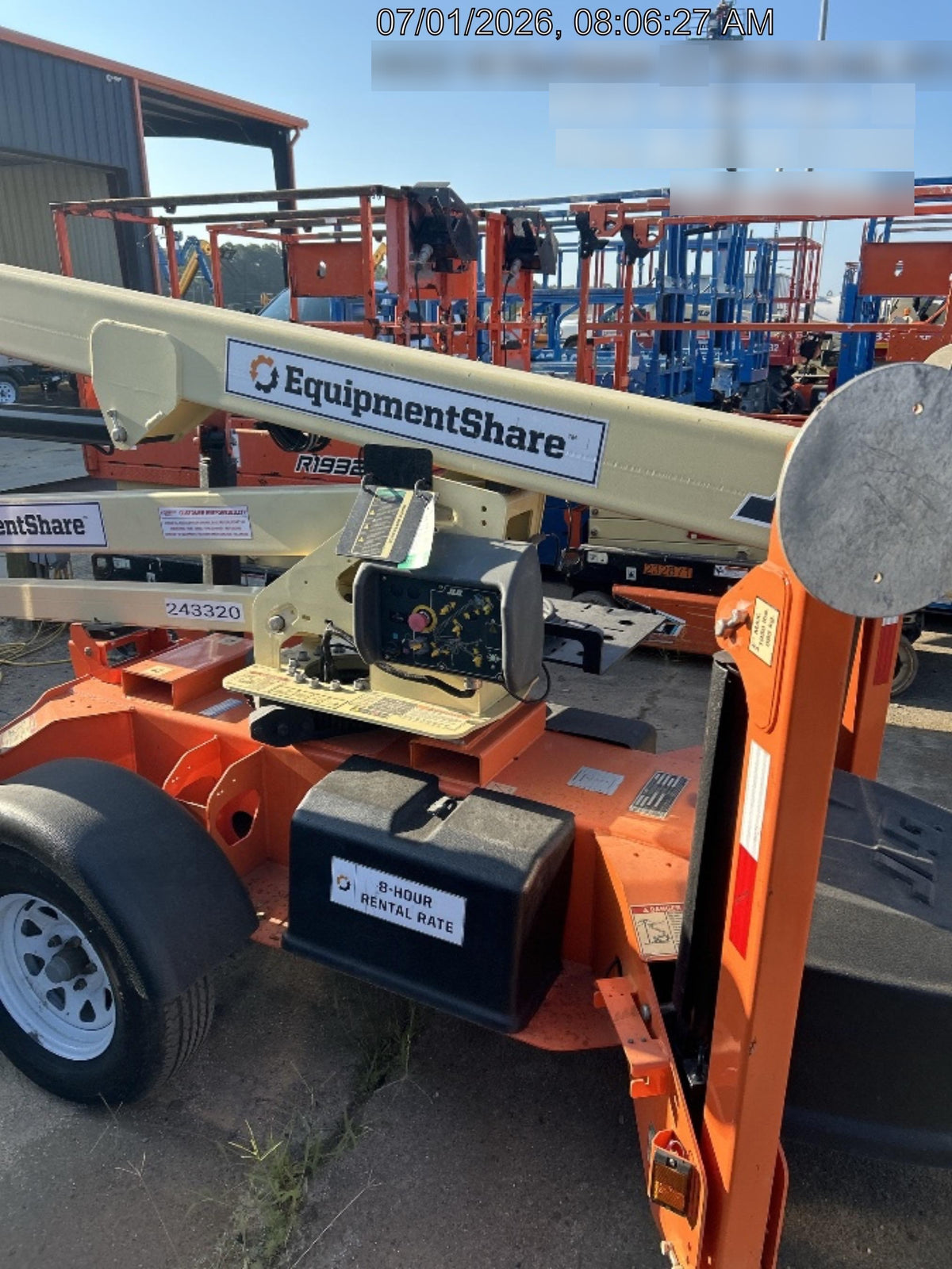 2022 JLG T350