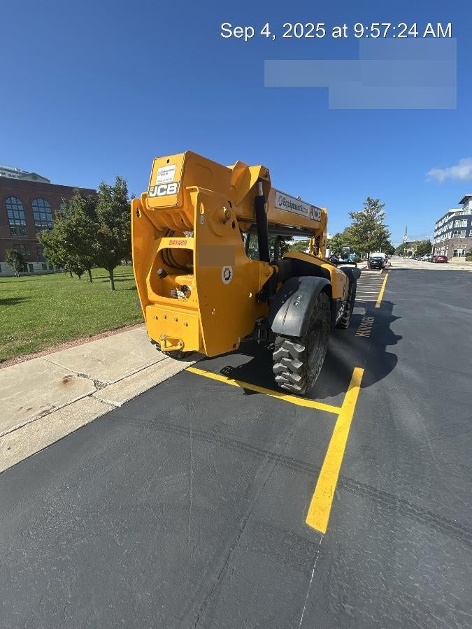 2022 JCB 509-42