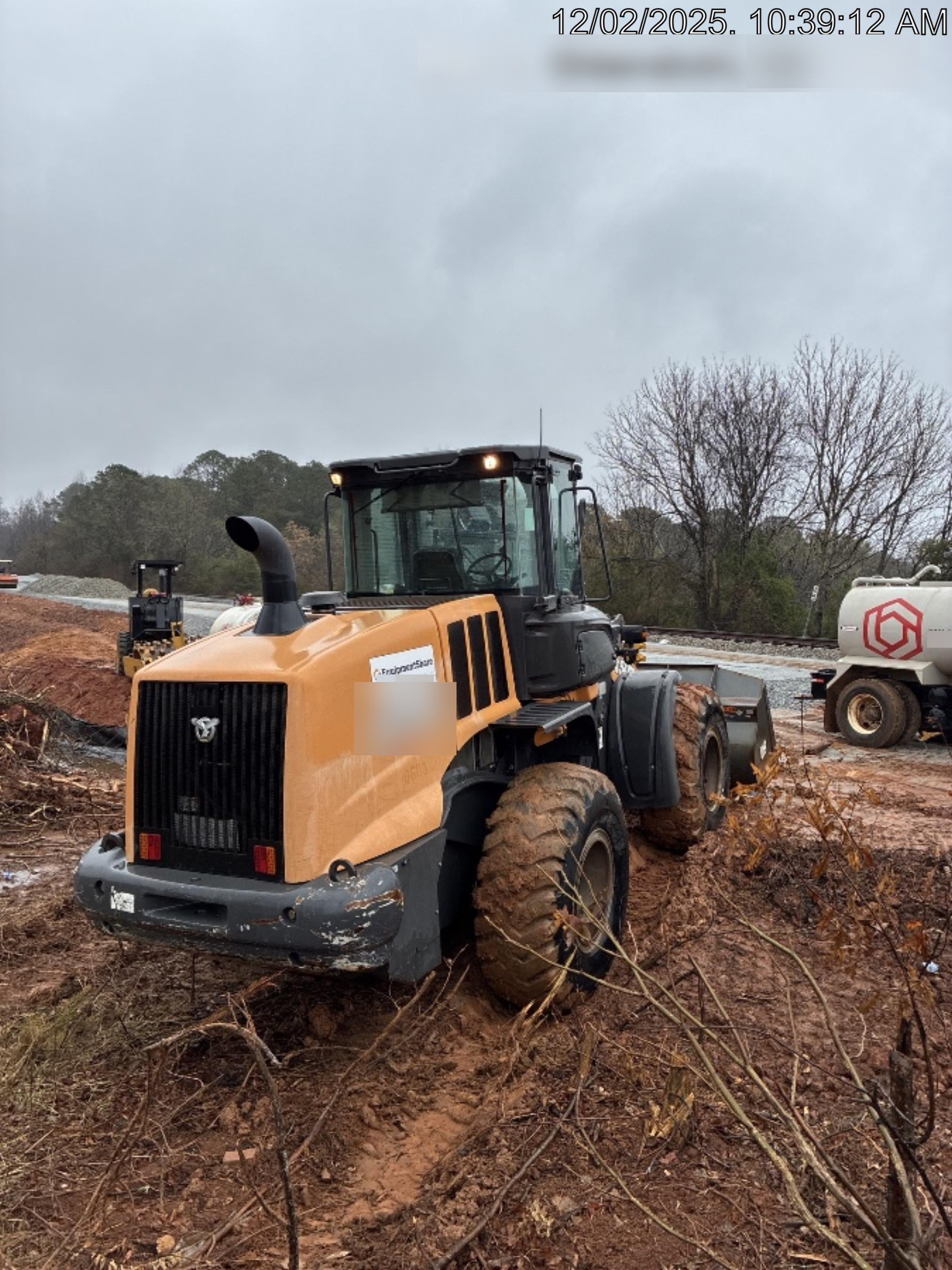2018 Case 621G CLOSED CAB, 1 FUNCTION, JRB 416 STYLE HYD COUPLER