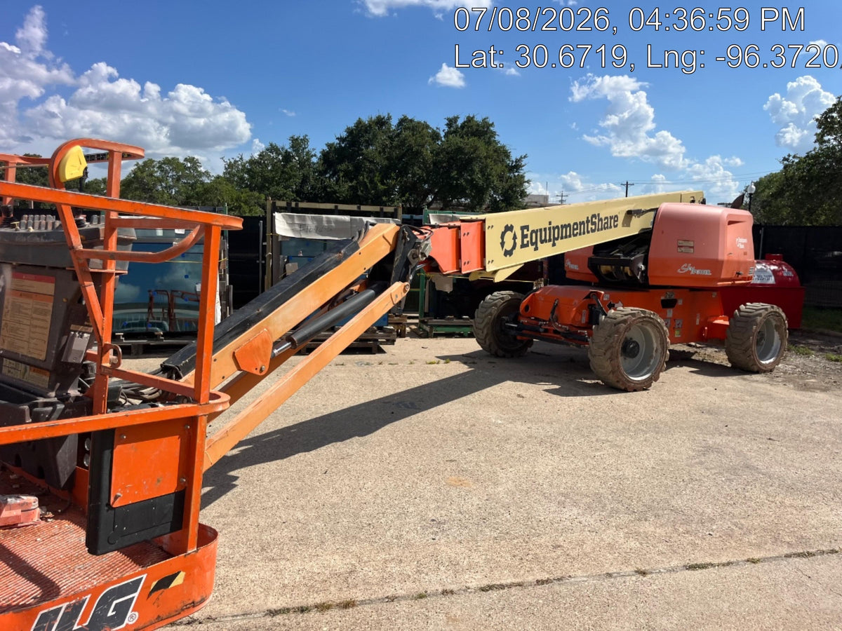 2022 JLG 660SJ