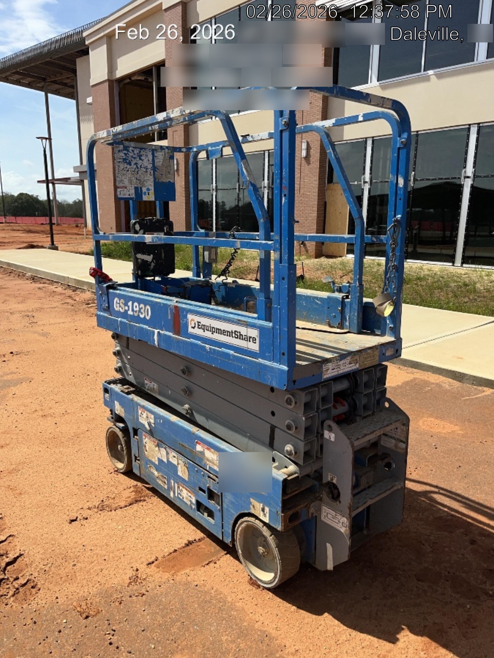 2019 Genie GS-1930 Fixed rails with chain Entry