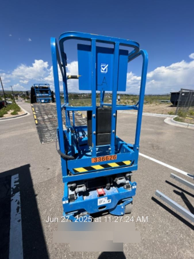 2023 GENIE GS-1432