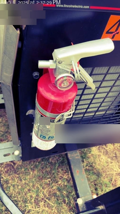 2024 Lincoln Electric LE400 Kubota V1505, Trlr, Cable Rack, Light Kit, ES Decals, T3