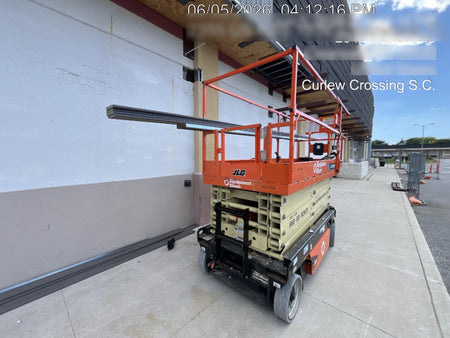 2025 JLG ES3246