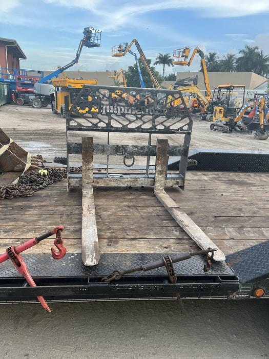 2022 PALADIN 48" Pallet Forks - Paladin