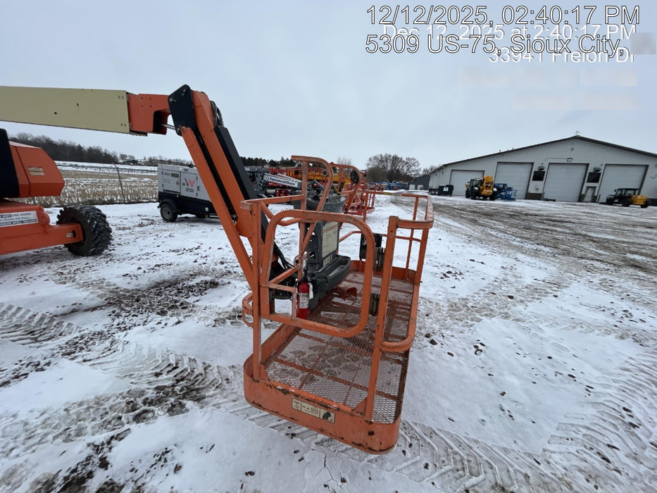 2021 JLG 800AJ