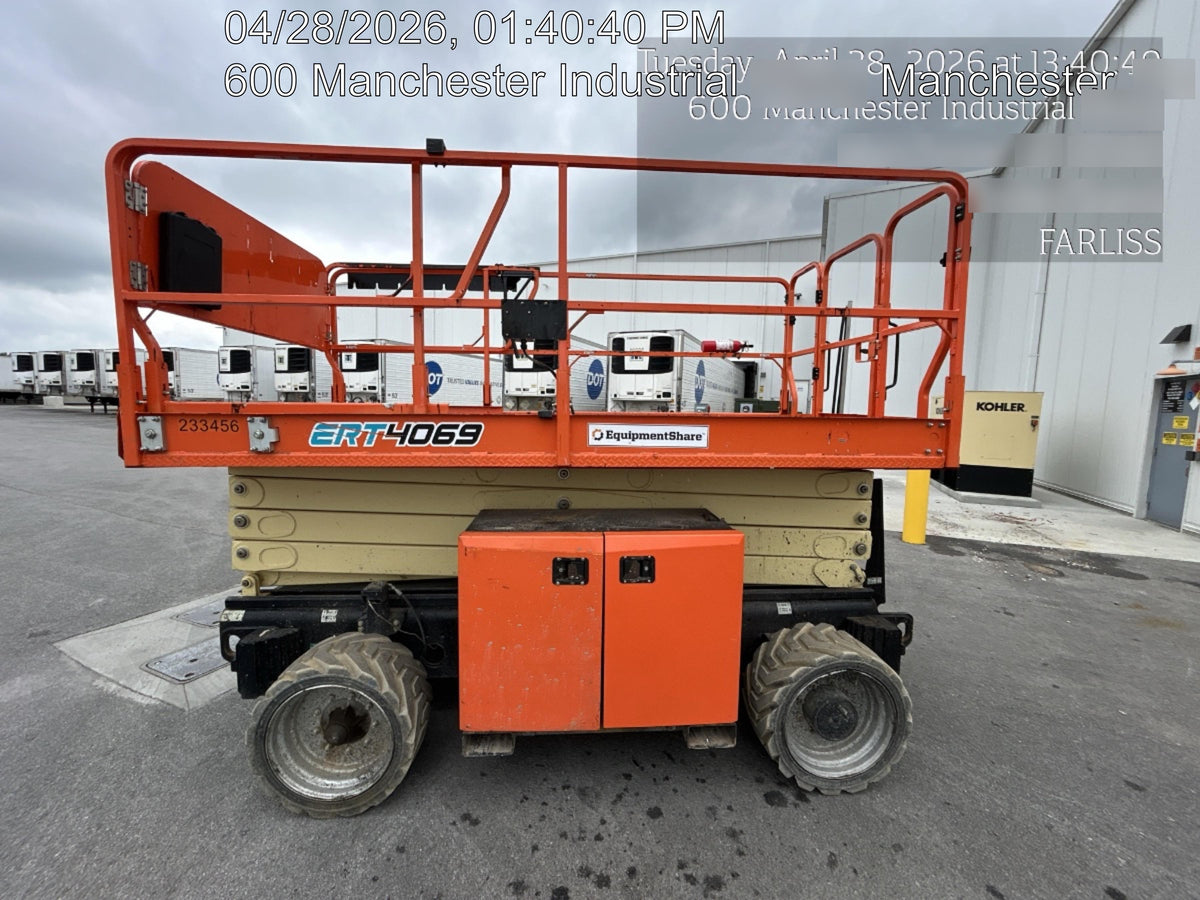 2022 JLG ERT4069