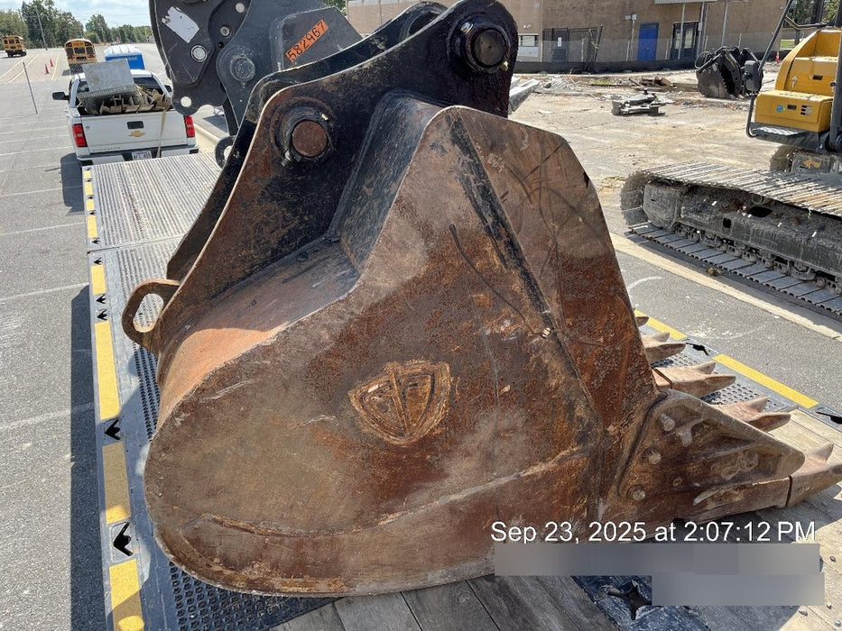 2025 JOHN DEERE 48" Bucket, Excavator 56,000 - 65,000 John Deere