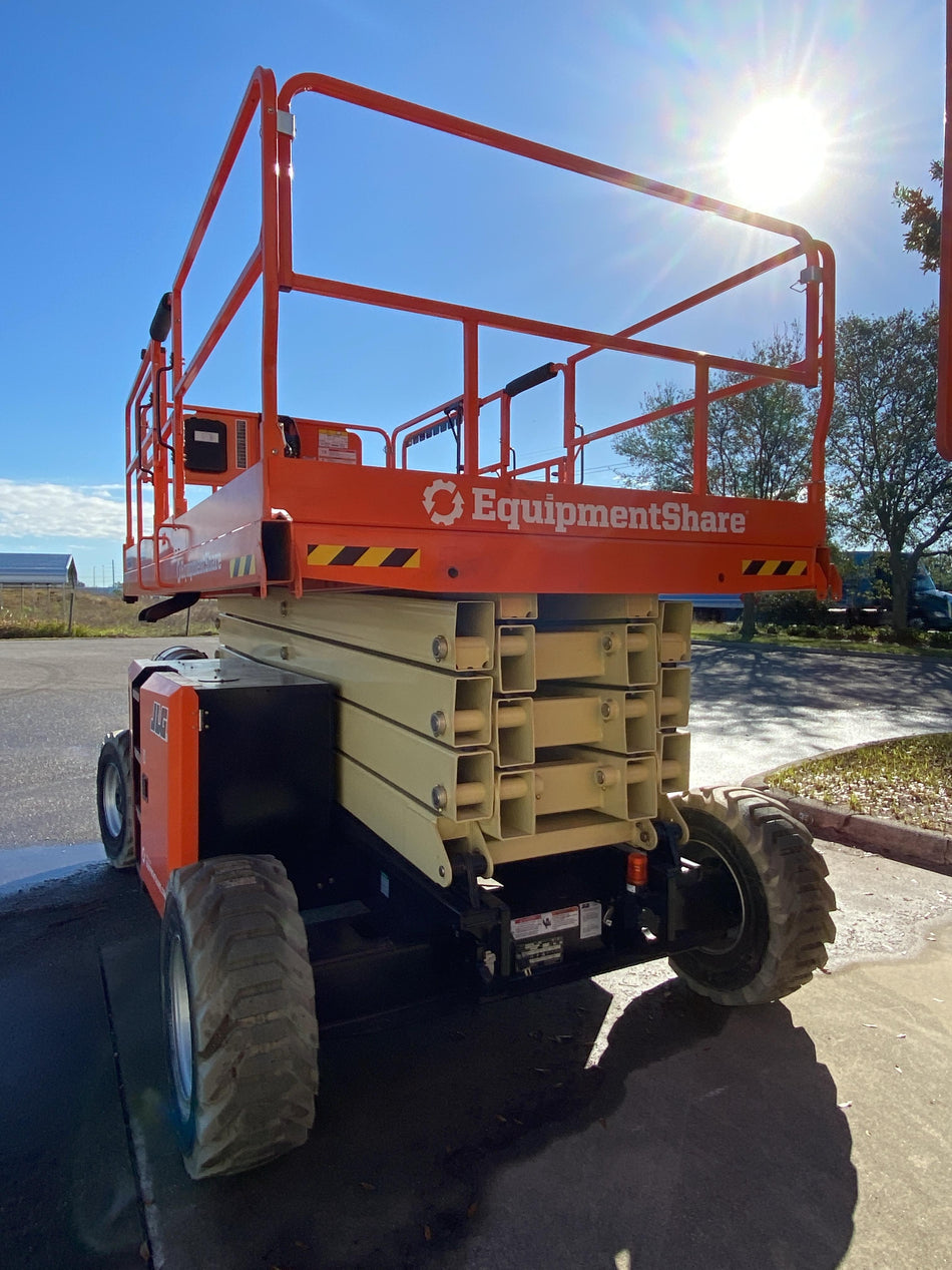 2022 JLG RT4394