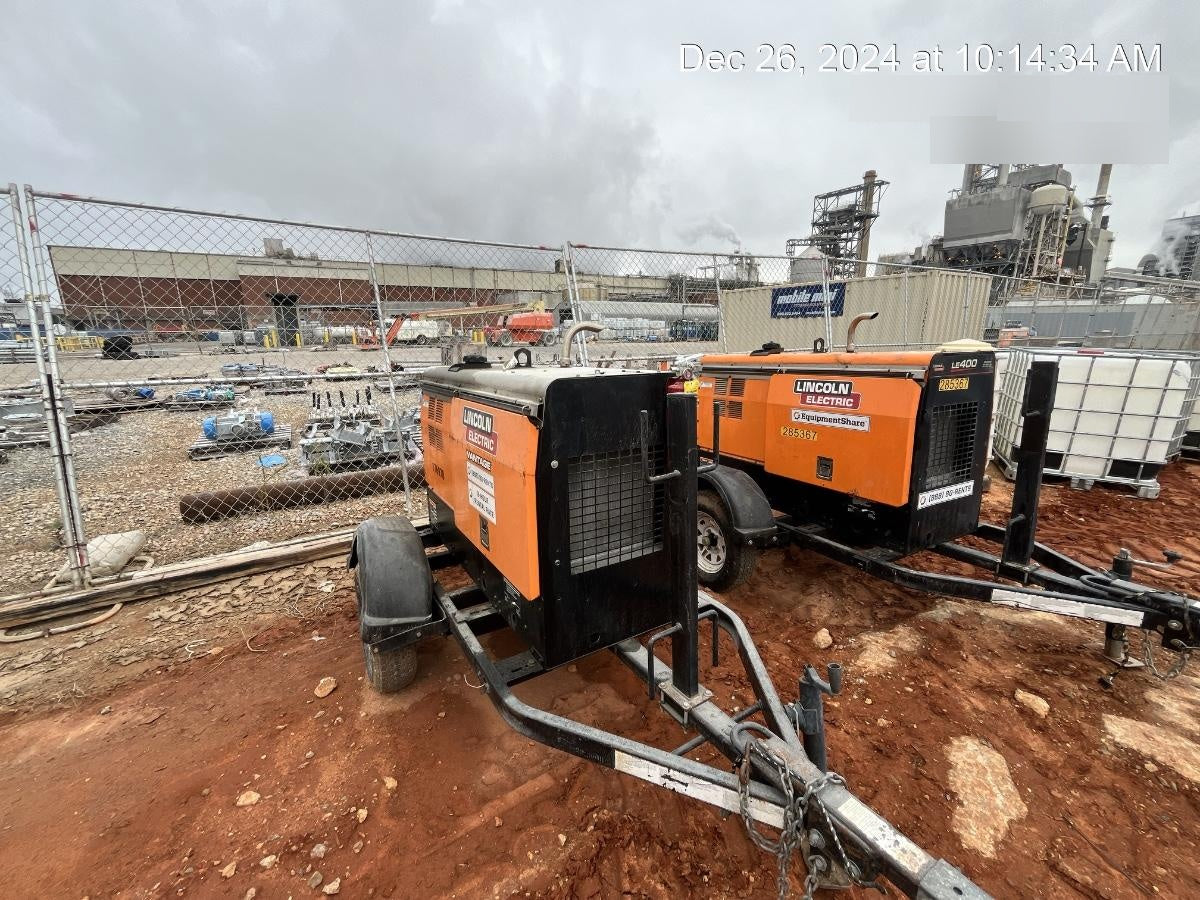 2021 Lincoln Electric Vantage 322 Vantage 322 Ready Pak 3 w/ Decals, ORANGE (includes trailer, cable rack, fender light kit) NO Telematics