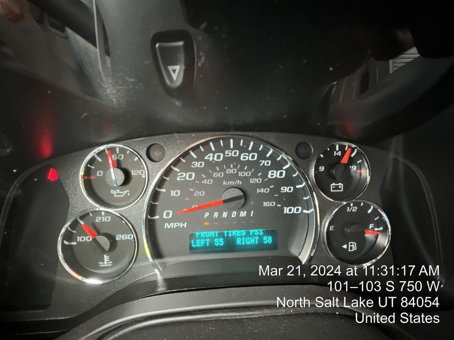 2023 CHEVROLET Express Van - Rental