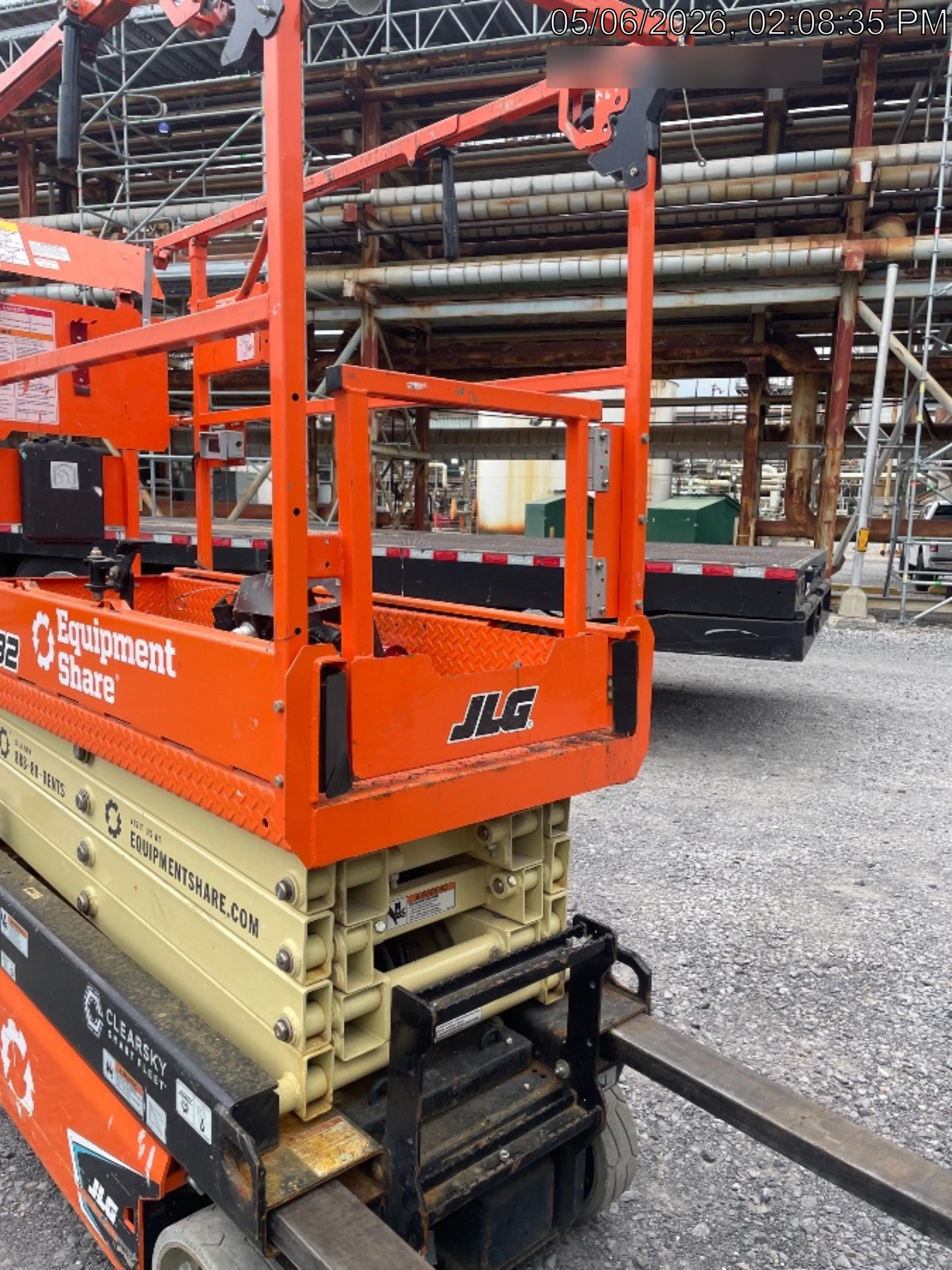 2024 JLG ES1932