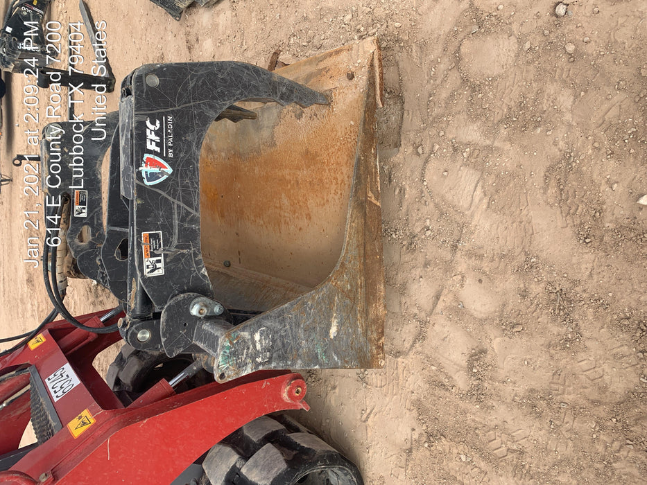 2019 PALADIN 76" Scrap Grapple Bucket - Paladin