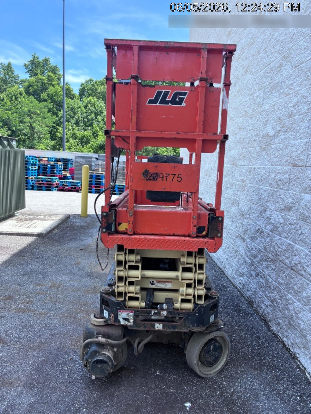 2022 JLG ES1932