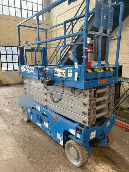 2022 GENIE GS-3232