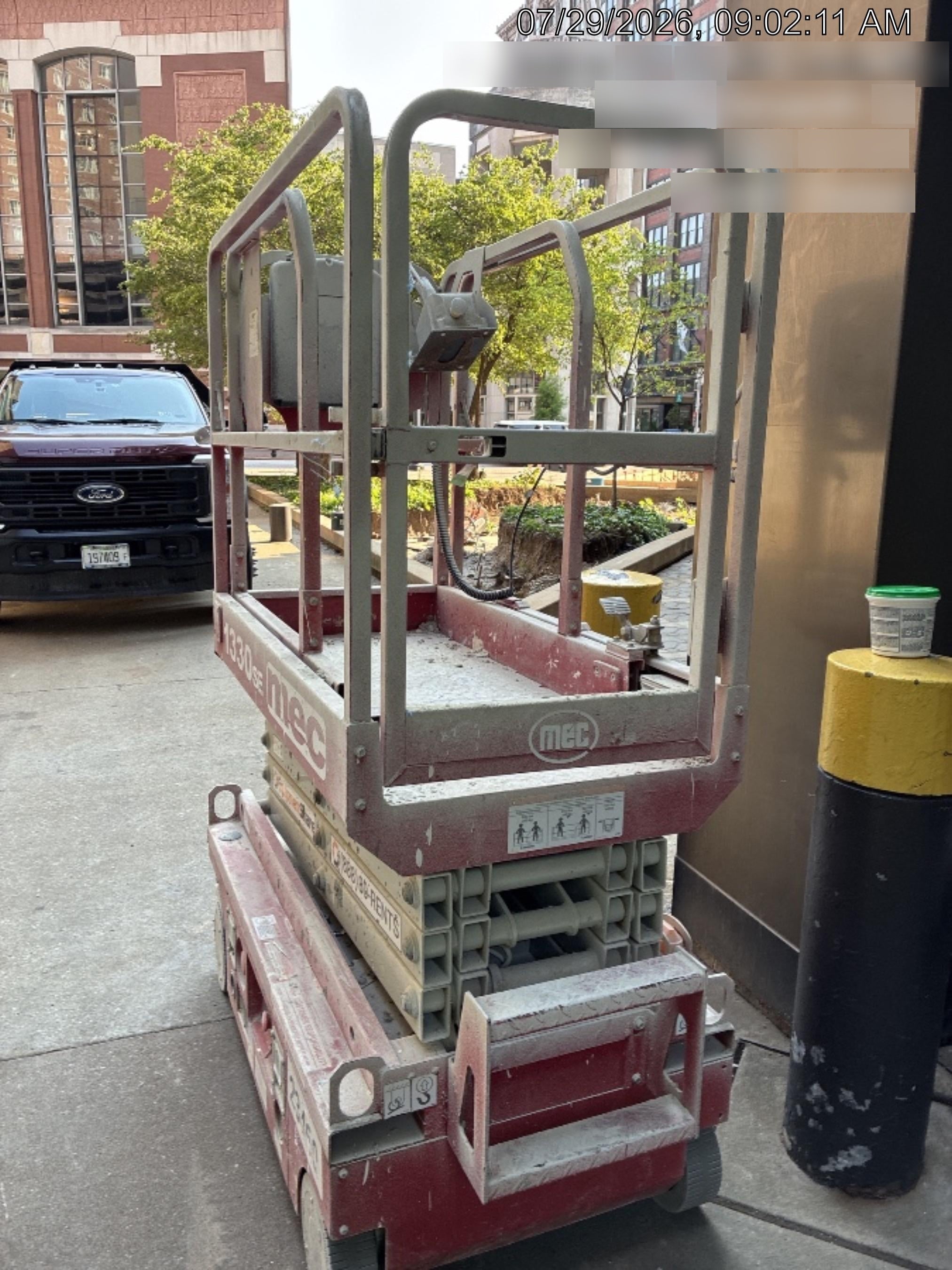 2019 MEC 1330SE MEC 1330SE w/ES Track Hardware, Full Extended 2 Year Warranty
