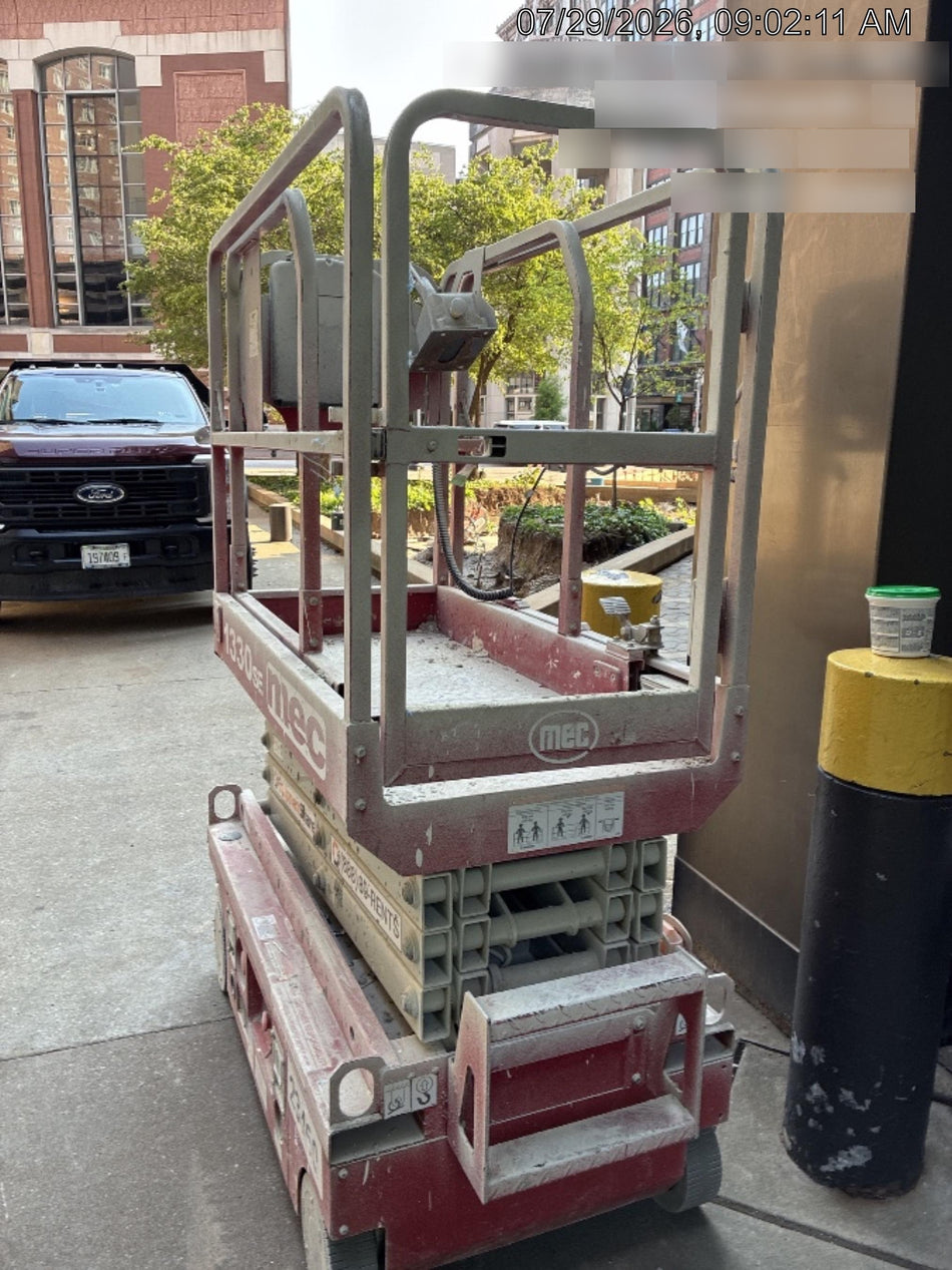 2019 MEC 1330SE MEC 1330SE w/ES Track Hardware, Full Extended 2 Year Warranty