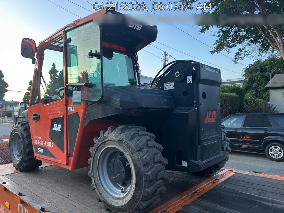 2025 JLG 519