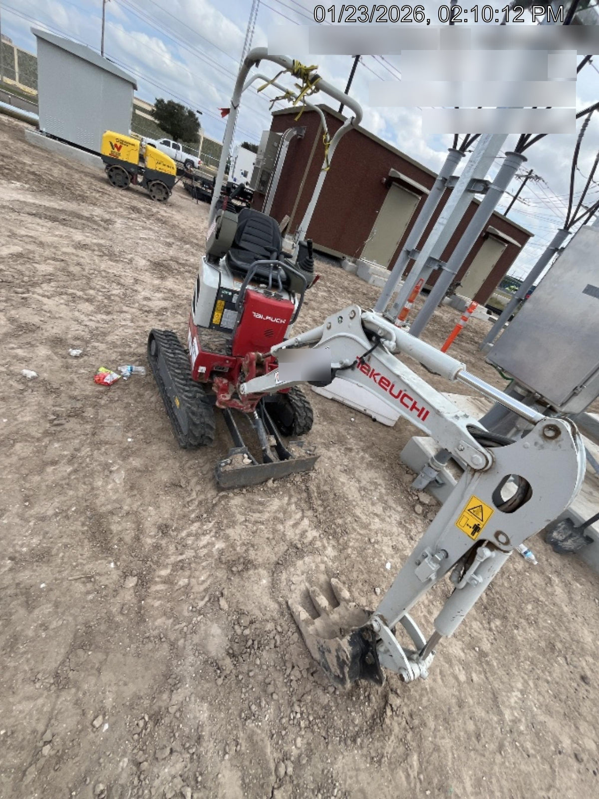 2023 TAKEUCHI TB210R