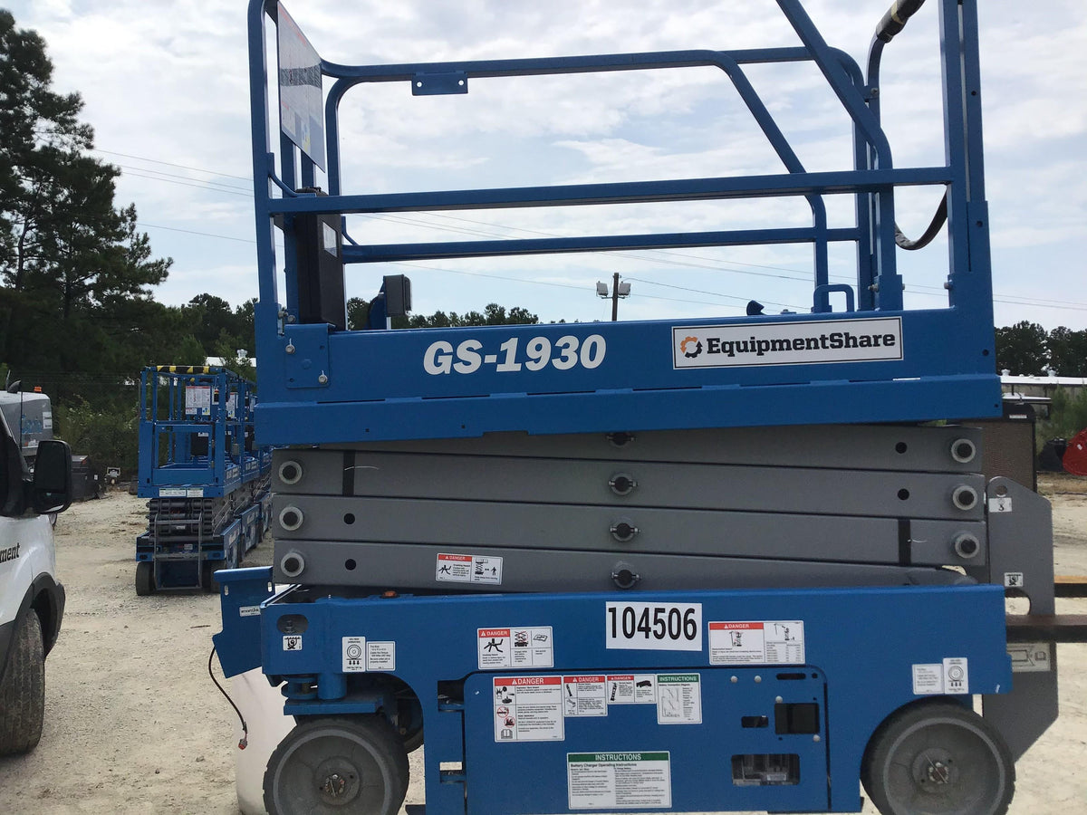 2020 Genie GS-1930 Fixed rails with chain entry gate - Pre A92.20