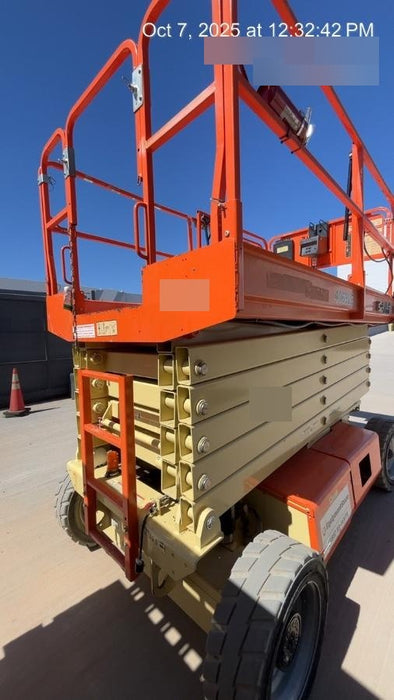 2019 JLG 4069LE