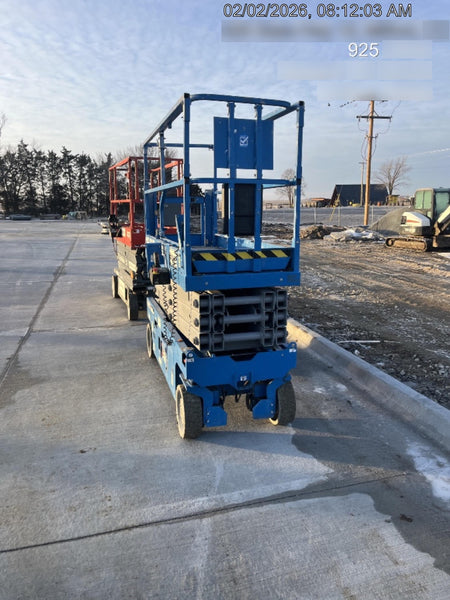 2023 GENIE GS-2632