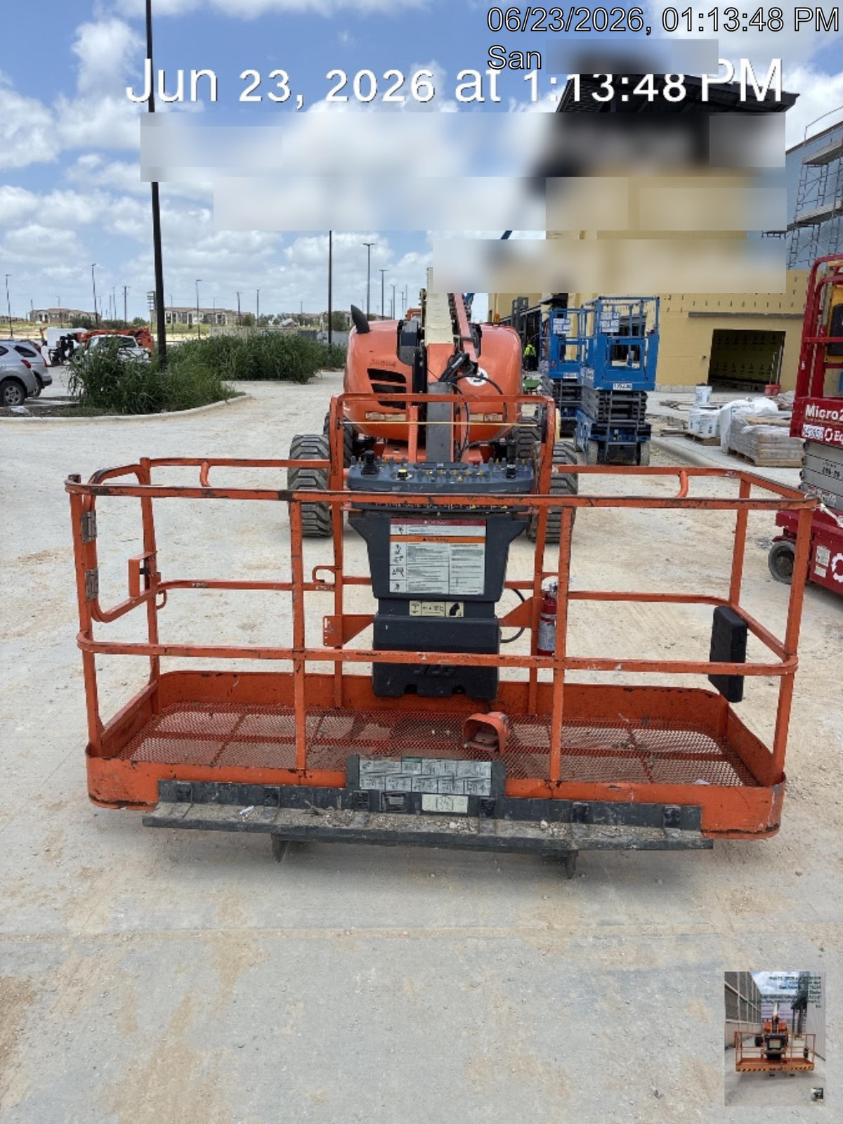 2019 JLG 600AJ