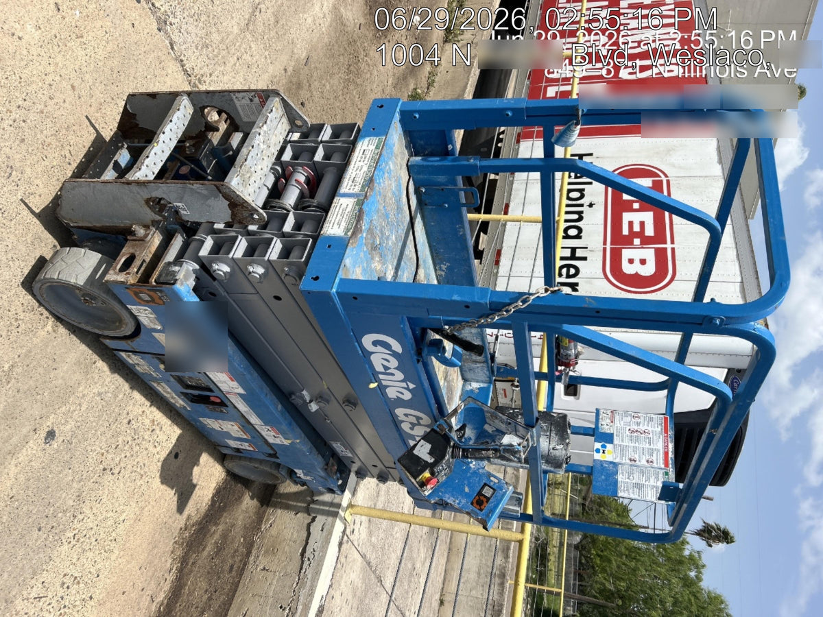 2019 Genie GS-1930 Fixed rails with chain Entry