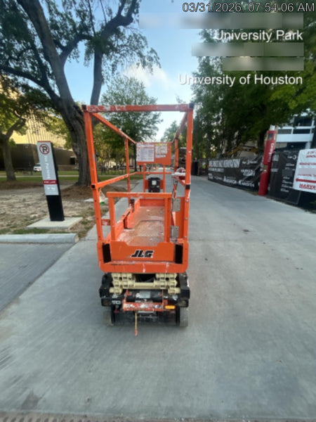 2021 JLG ES1330L