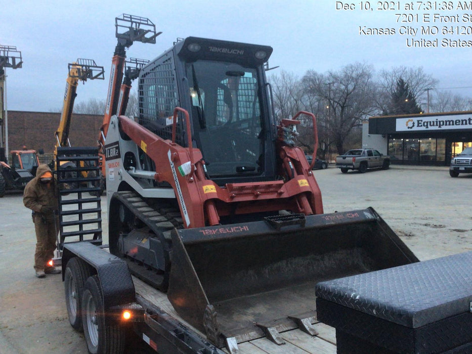 2021 TAKEUCHI TL8R2-CR