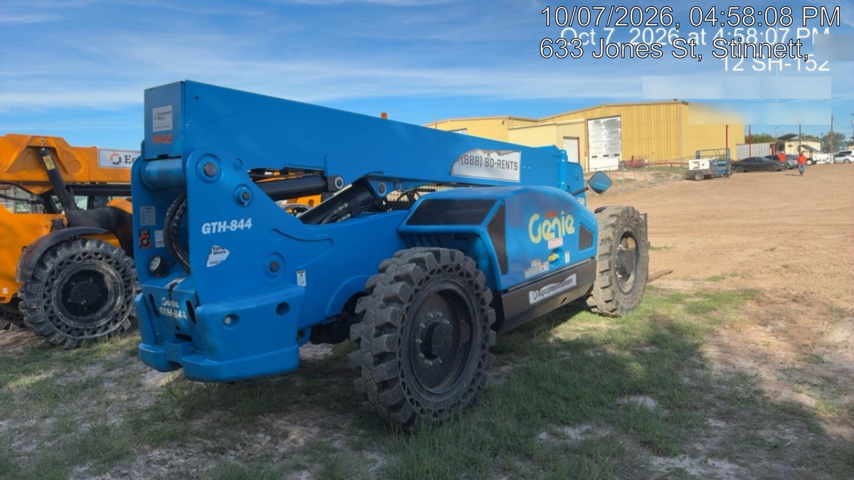 2023 GENIE GTH-844