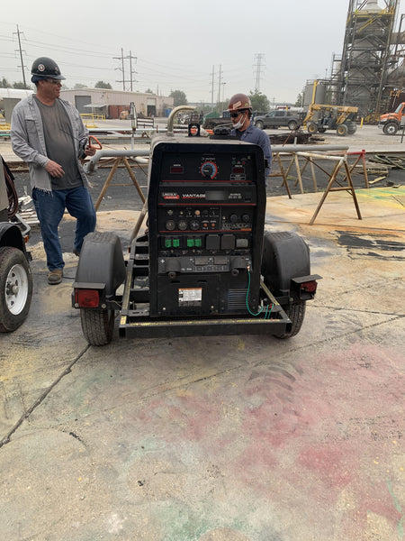 2019 Lincoln Electric Vantage 322 Welder Ready-Pak 3, Two wheel trailer, Fender and Light kit, Cable Rack