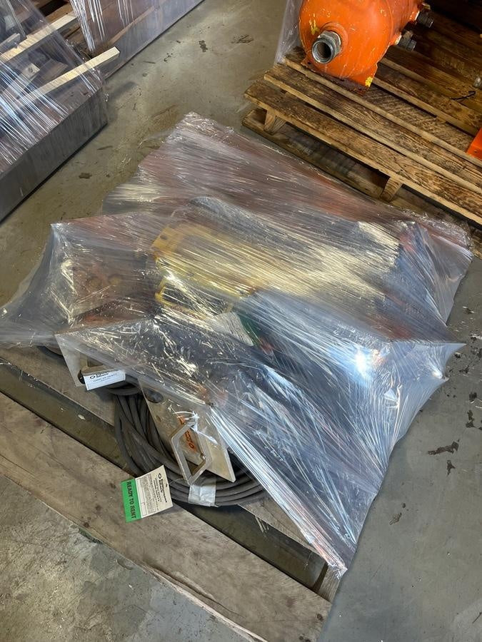 2022 WORKSITE LIGHTING PetroPRO Handy 24639