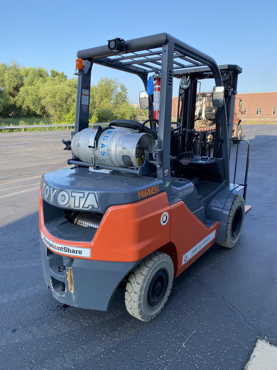 2022 TOYOTA 50-8FGU25