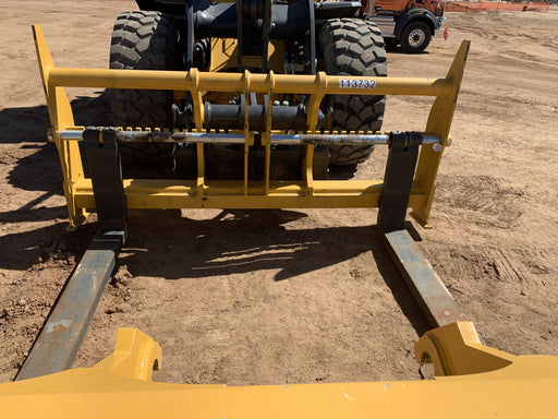 2020 JOHN DEERE 96" Loader Fork Carriage - John Deere